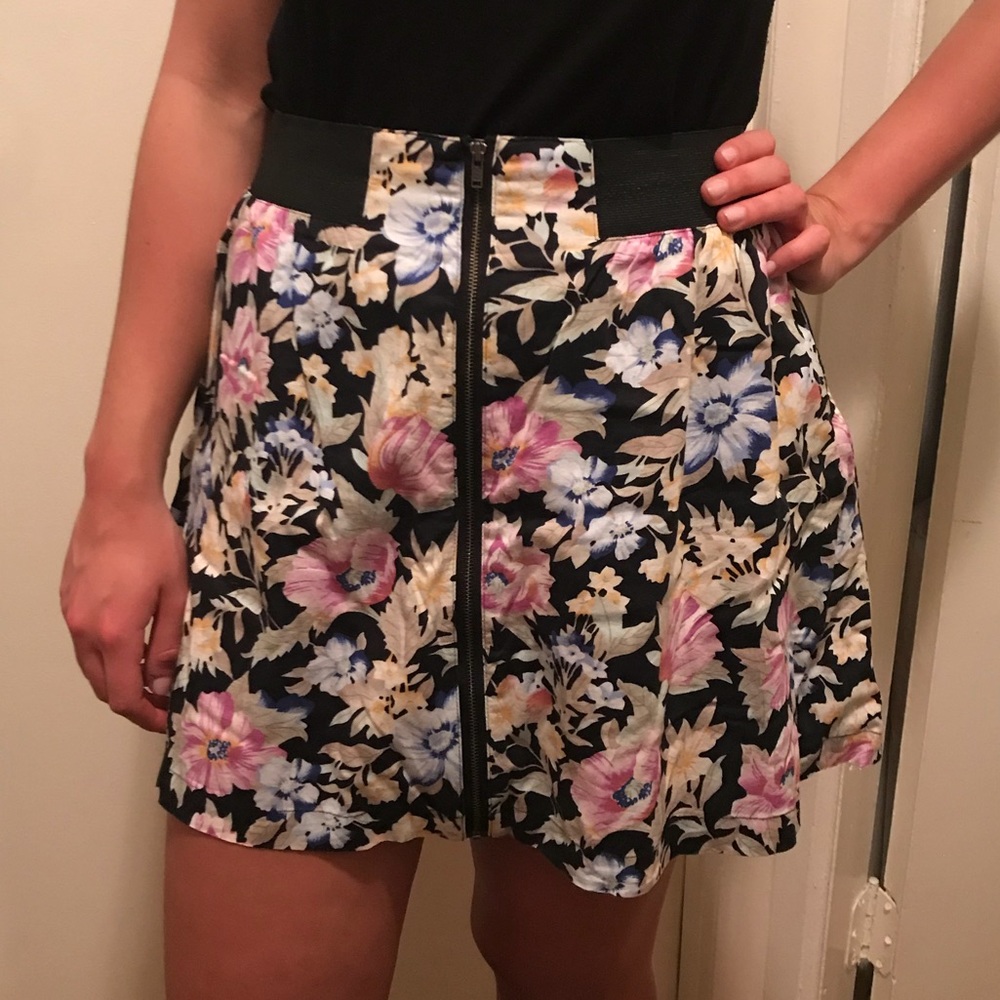 Floral Zipper Front Skirt
